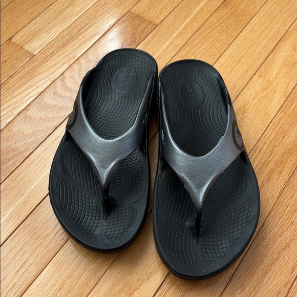 OOFOS Women's OOriginal Sport Black Thong Comfort Recovery Sandals Size 10 - Picture 3 of 7